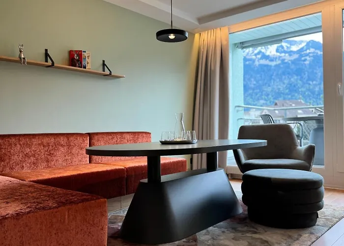 Hop Apartments & Suites